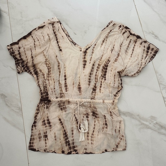 En Créme Tops - Women’s cover up/ shirt